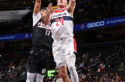 开云APP-开拓者逆转奇才，取得连胜