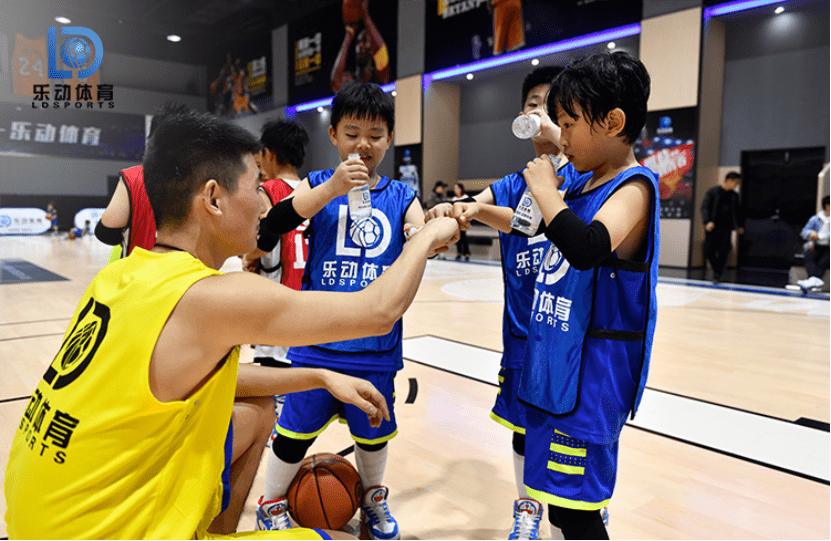 篮球教练突发心脏病入院治疗的简单介绍