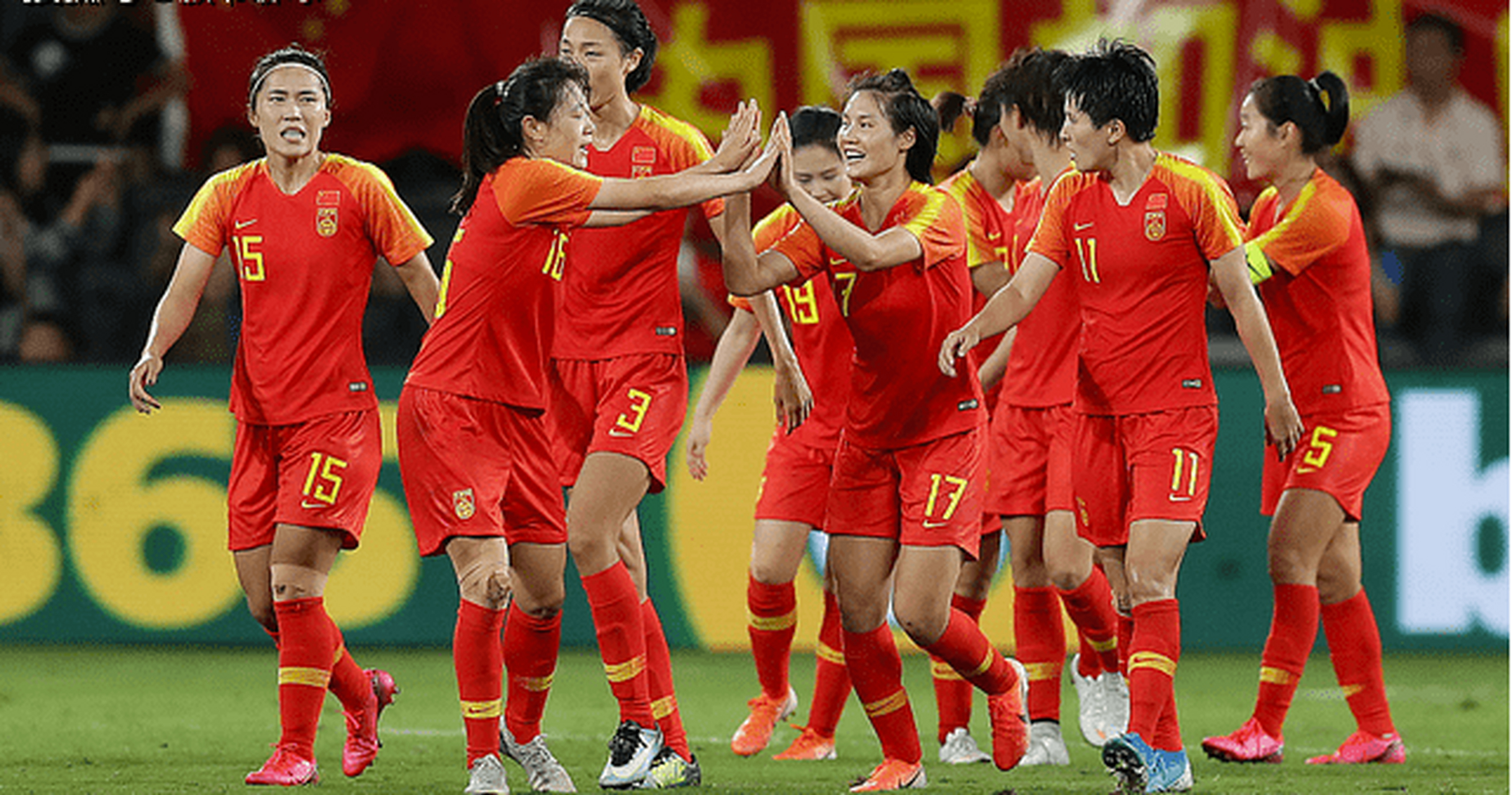 特殊时刻中国女足夺得足球世界杯冠军