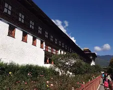 不丹队伍先发制人，打破对手围困