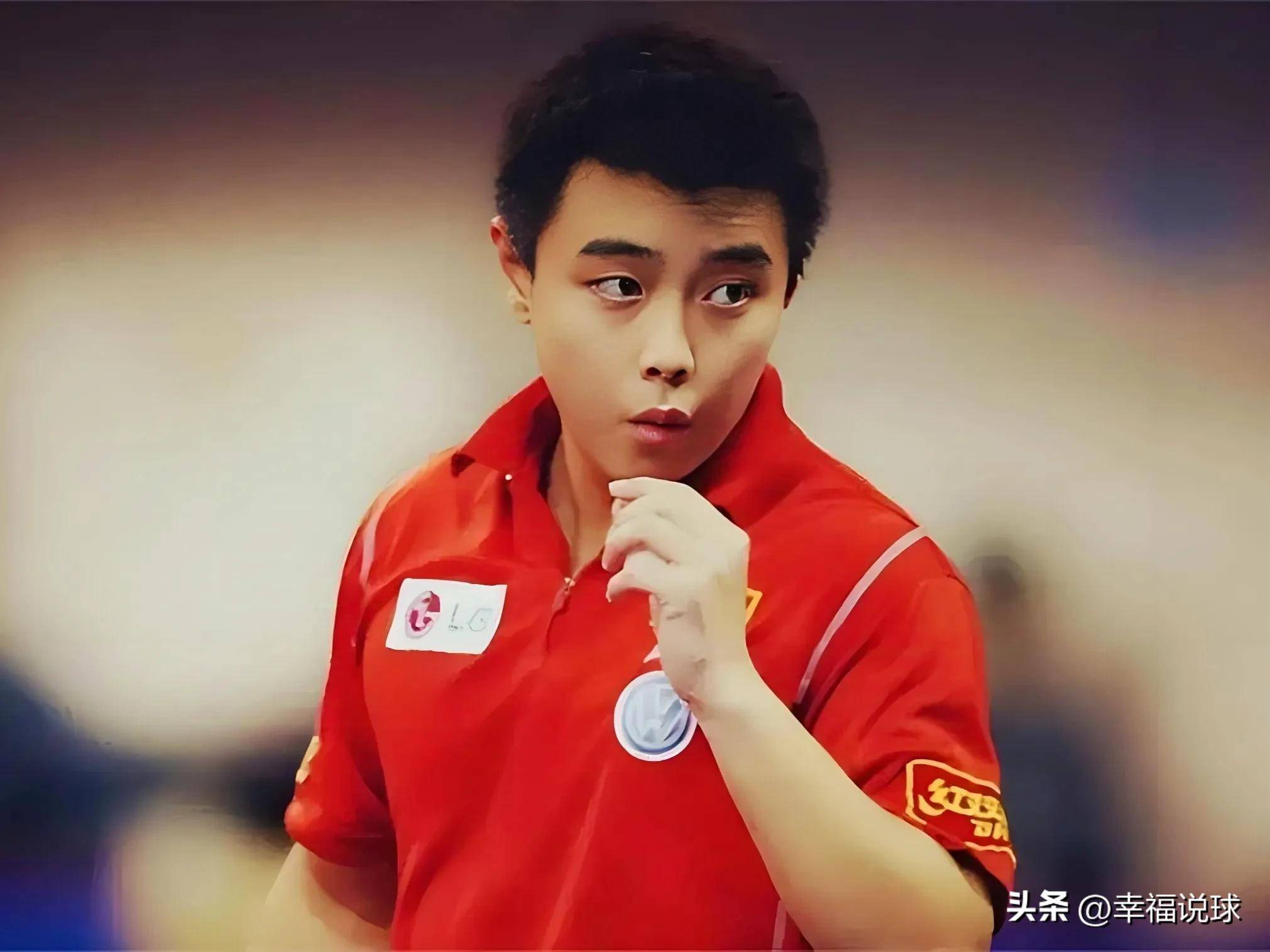 精彩比赛引发热议，运动员耀眼表现震撼全场的简单介绍